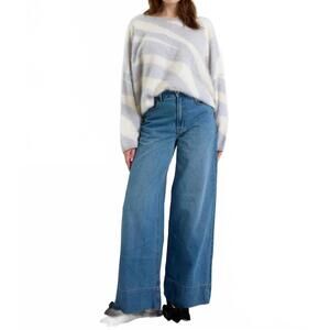 NEW BRODIE CASHMERE brushed zebra crew sweater in jasmine white